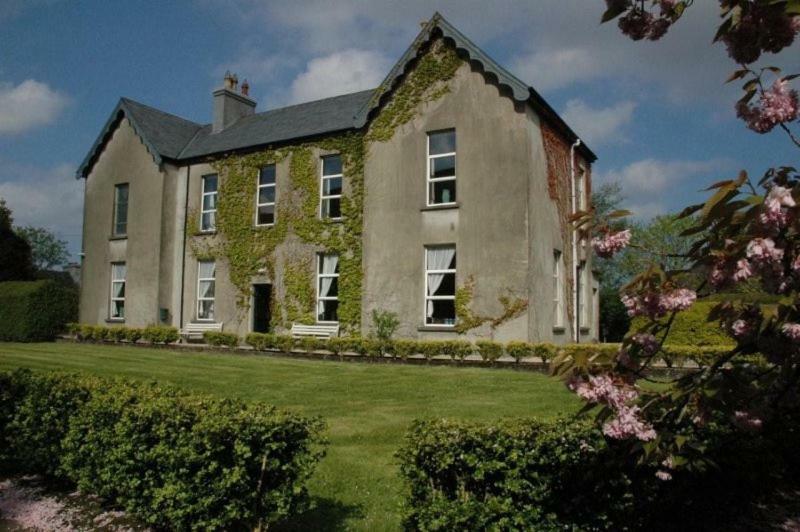 The Old Monastery Guesthouse Cahersiveen Exterior foto